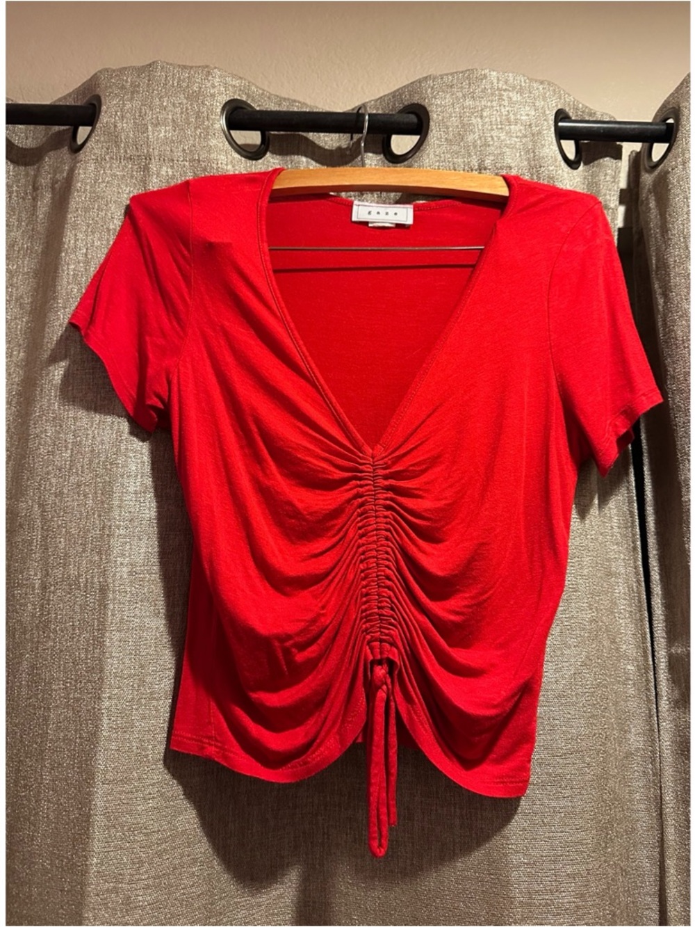 Good Condition Women's gaze Red Ruched V-Neck Crop Top